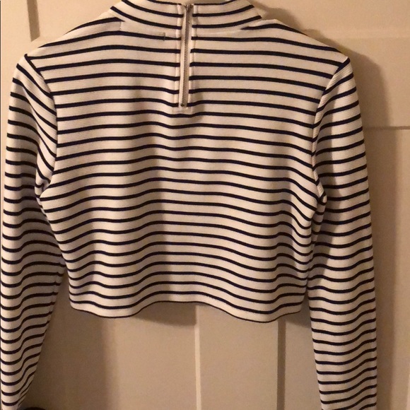 forever 21 long sleeve crop top - Picture 2 of 2